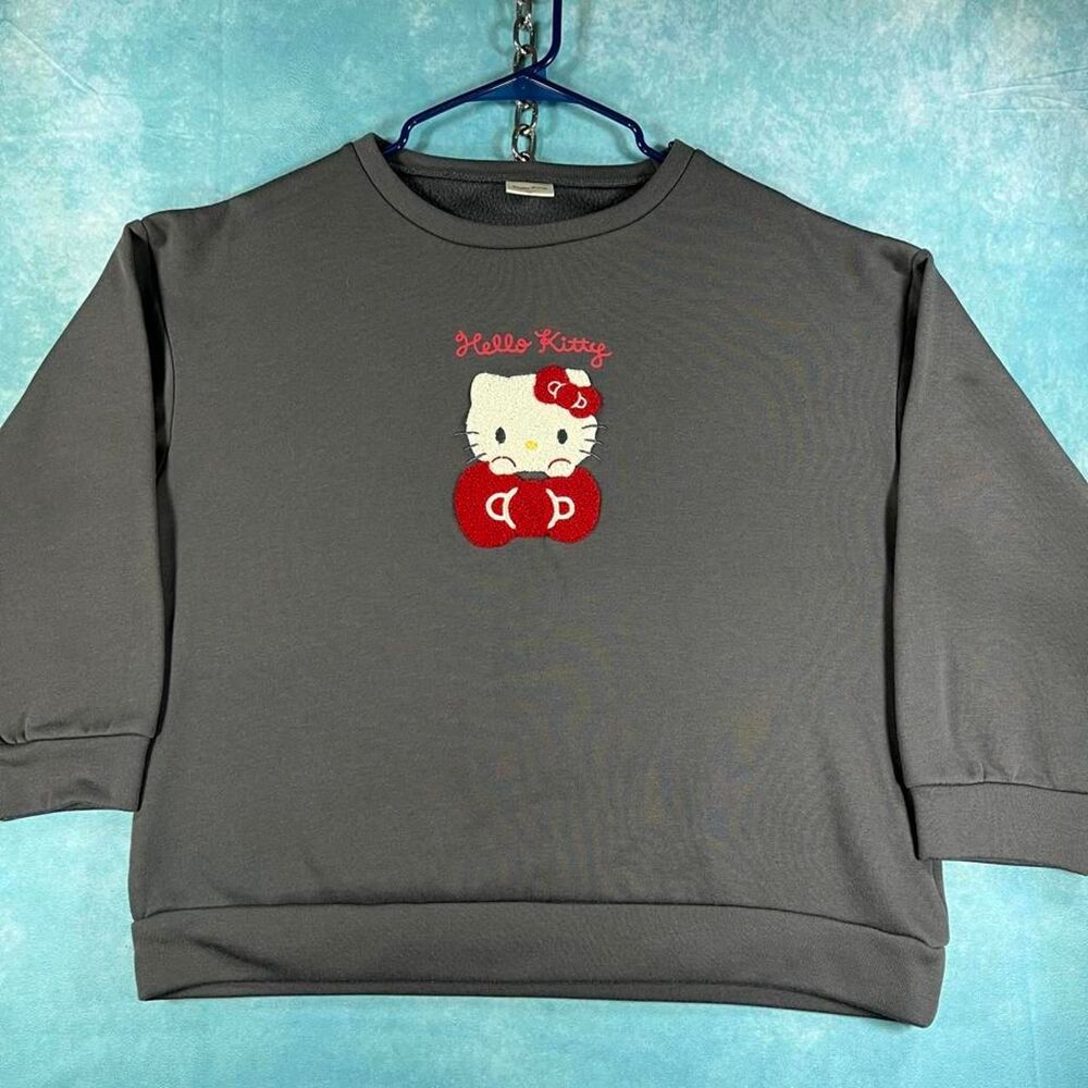 Sanrio Women's Grey and Blue Sweatshirt